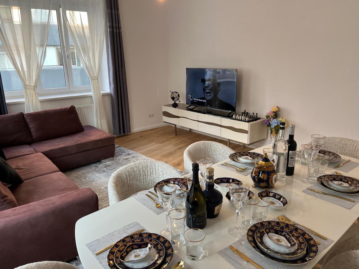A&a Living - Best Location In !!! Apartament Viena