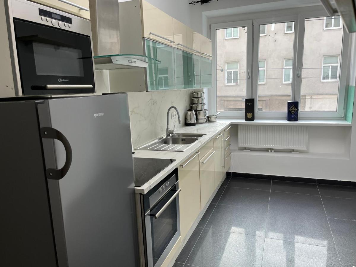 Apartament A&a Living - Best Location In !!! *